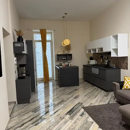 Delta Urban Loft-2